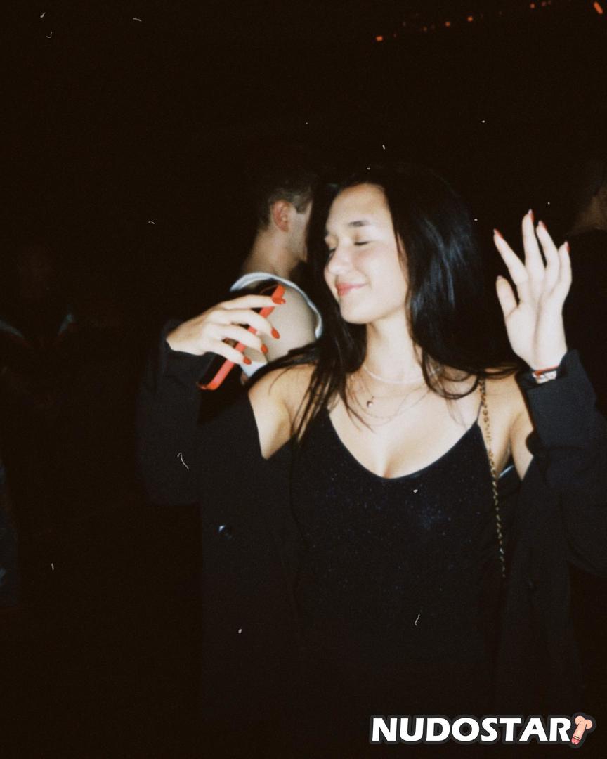 Eva Lys Leaked Photo 12