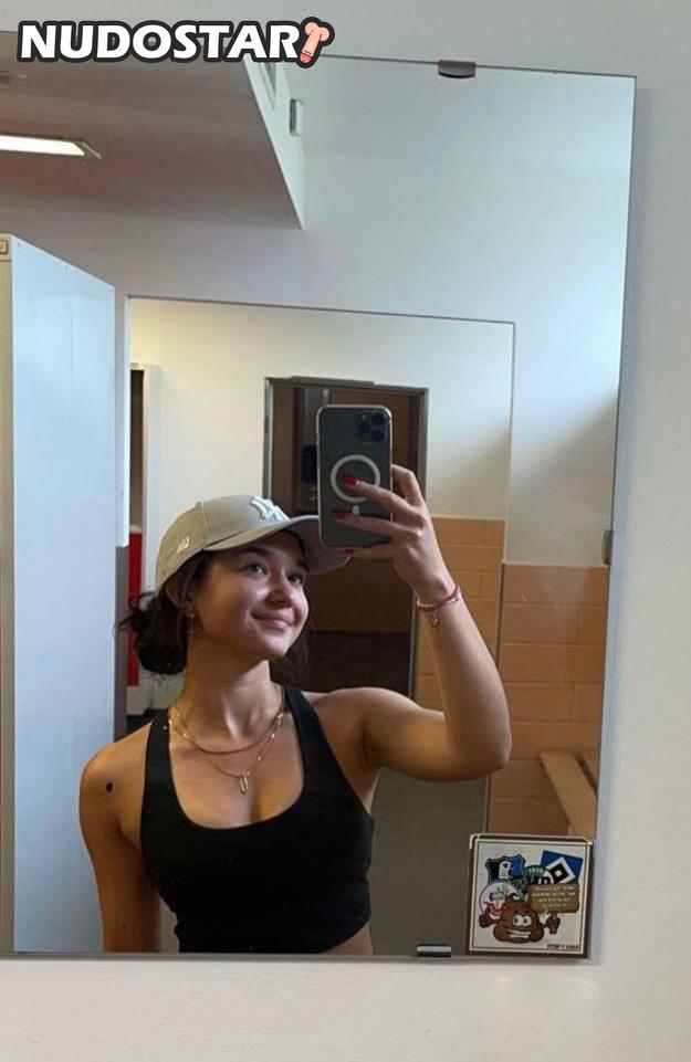 Eva Lys Leaked Photo 31