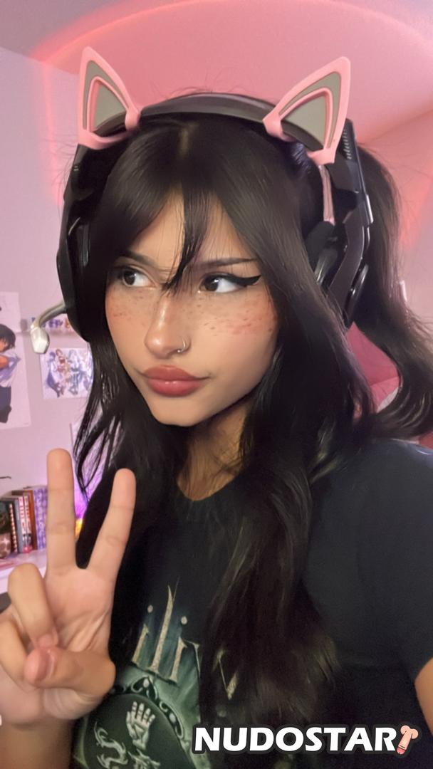 Jujulovexoxo – cyberjujuu OnlyFans Leaks (46 Photos) 16 Jujulovexoxo Leaked Photo 17