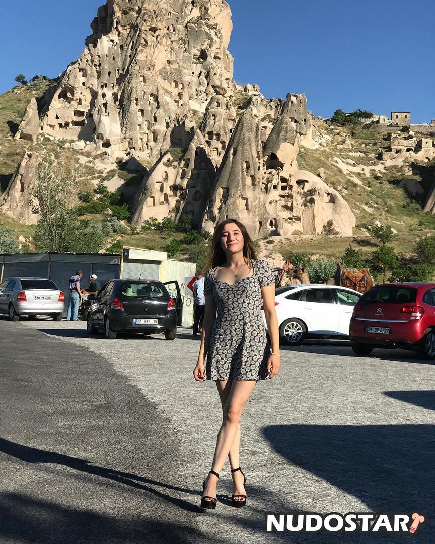 Merve Elmas Leaked Photo 29