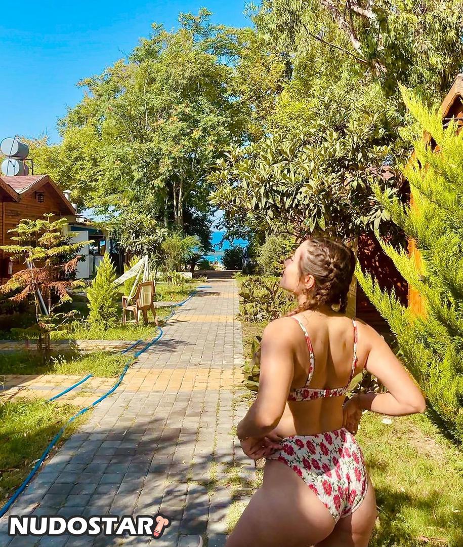 Merve Elmas Leaked Photo 46